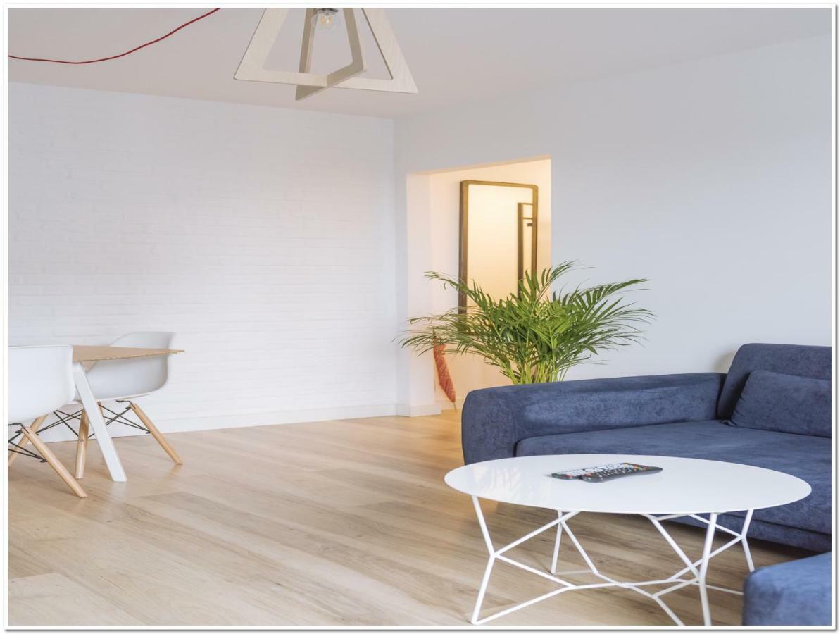 Spacious, Lovely, Bright Apartment In The Old Town Bukarest Exterior foto