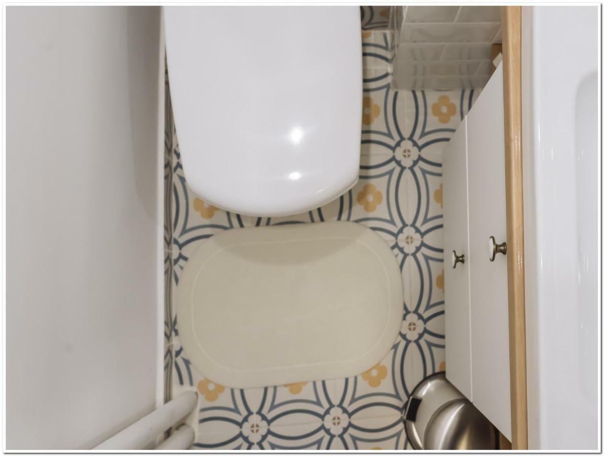 Spacious, Lovely, Bright Apartment In The Old Town Bukarest Exterior foto